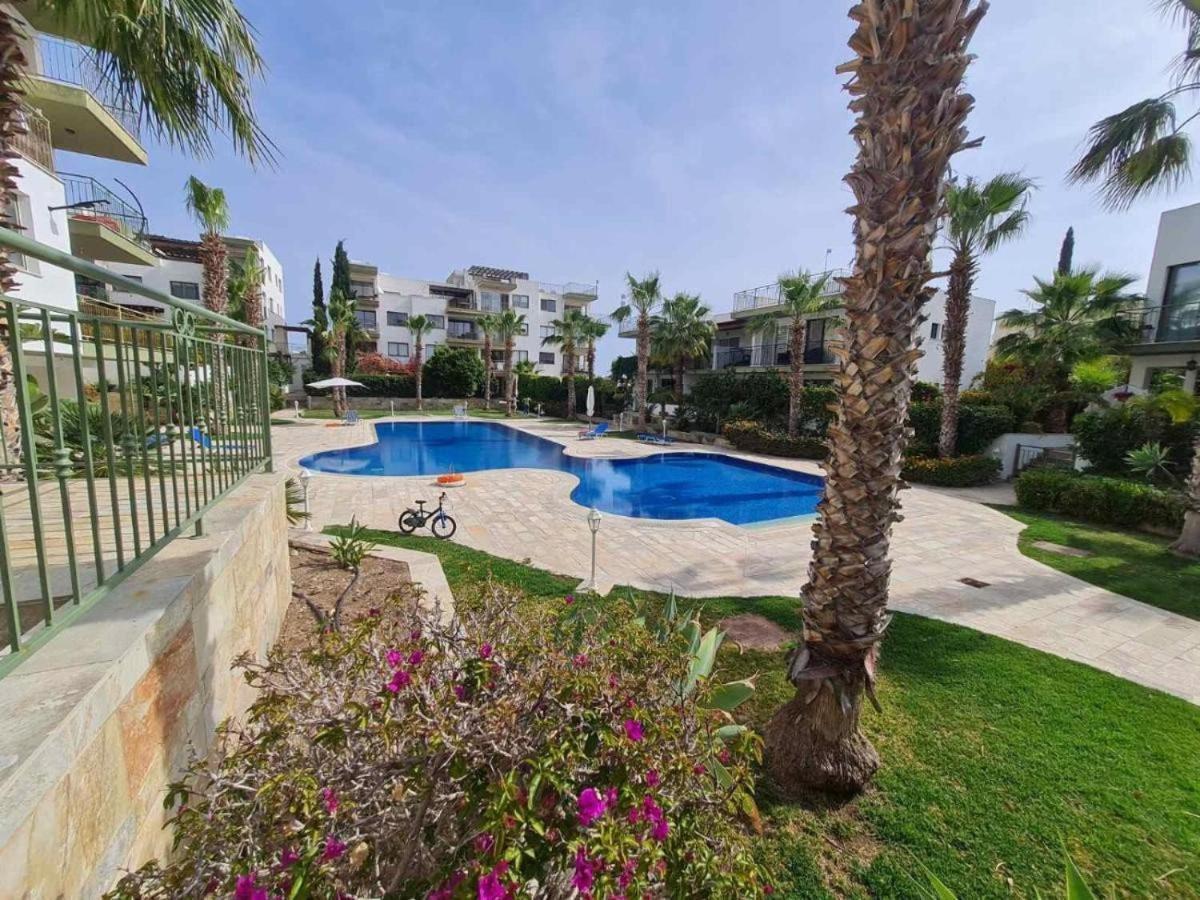 Appartement Danaos 2 Bedroom With Outdoor Pool